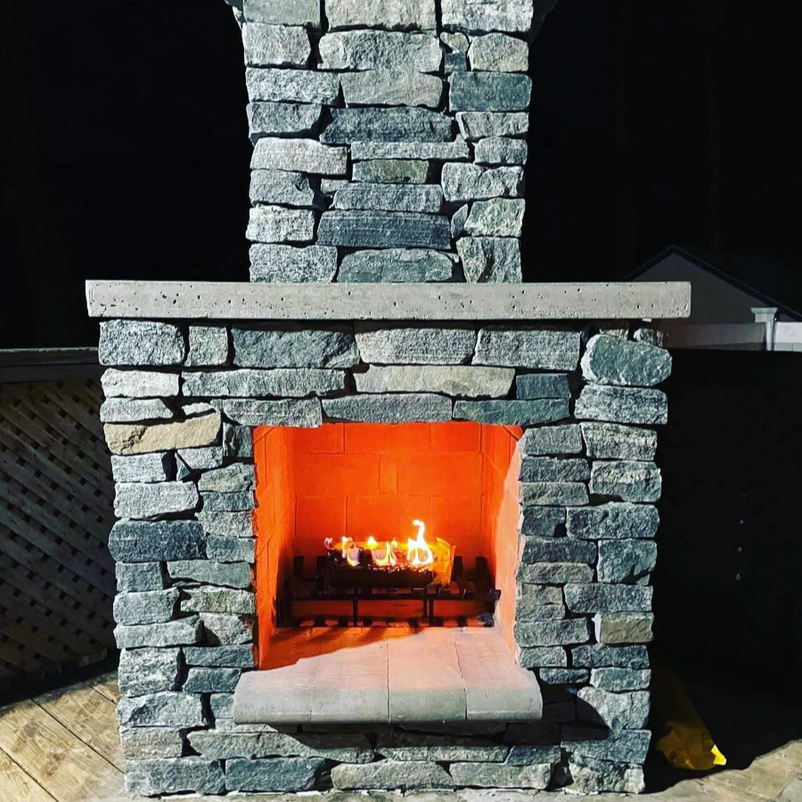 patio-fireplace-construction-in-ri-069